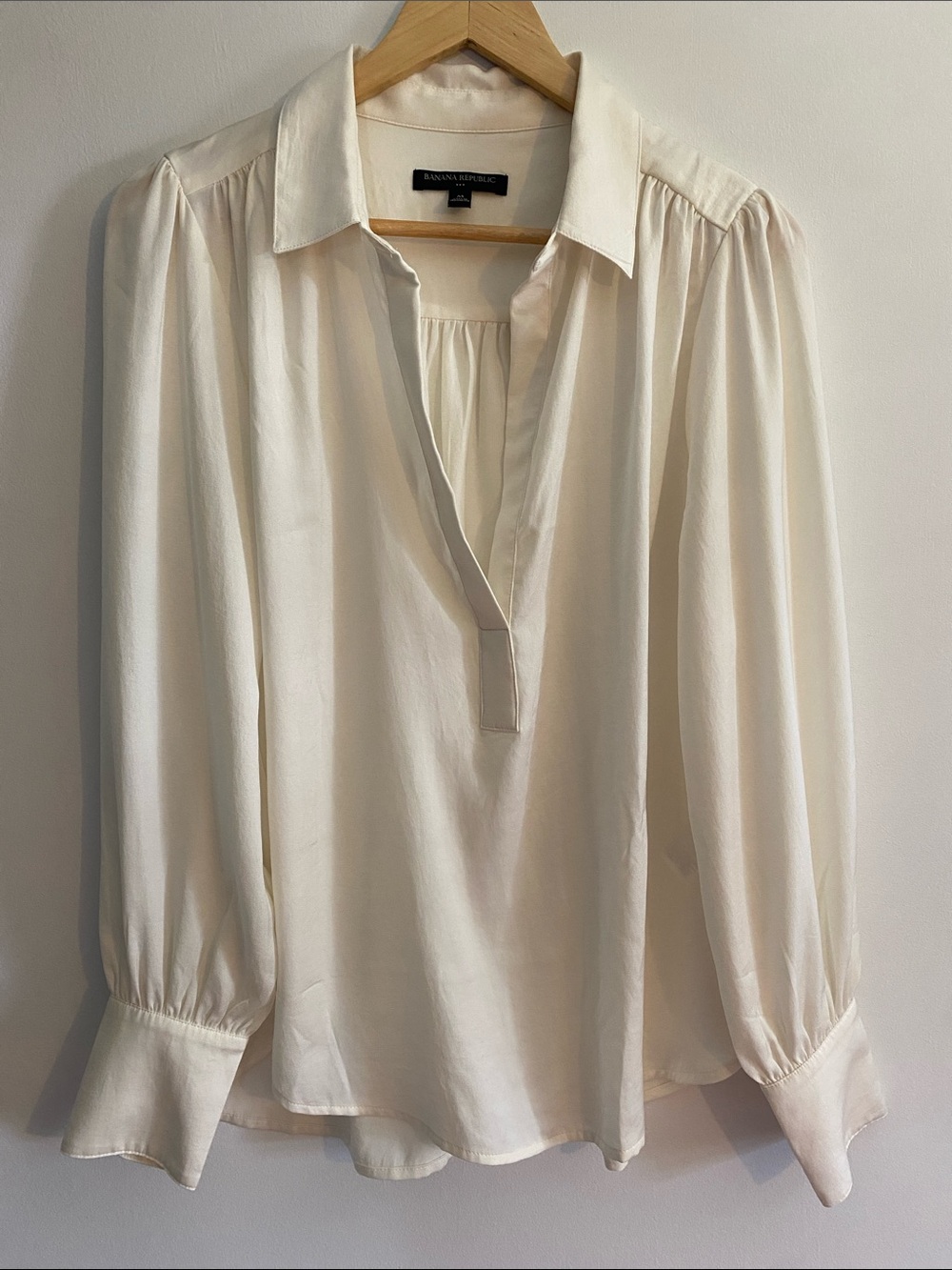 Banana Republic White Long Sleeve Blouse